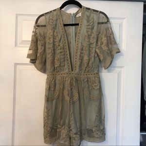 Honey Punch Romper size M